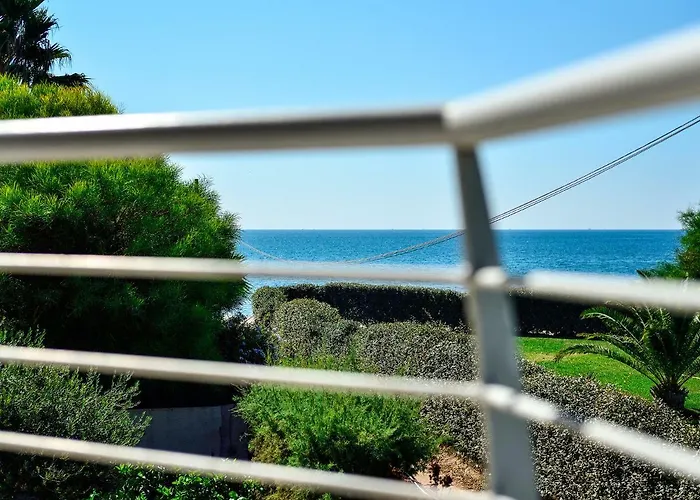 Bed & Breakfast Farosardo 3*